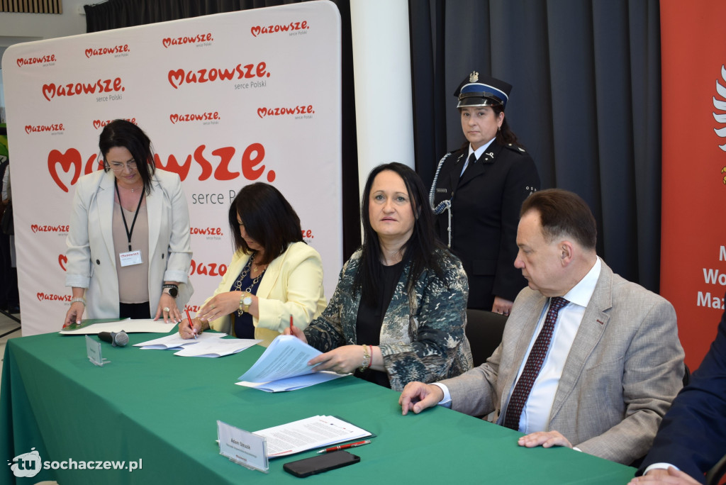 Umowy z marszałkiem podpisane