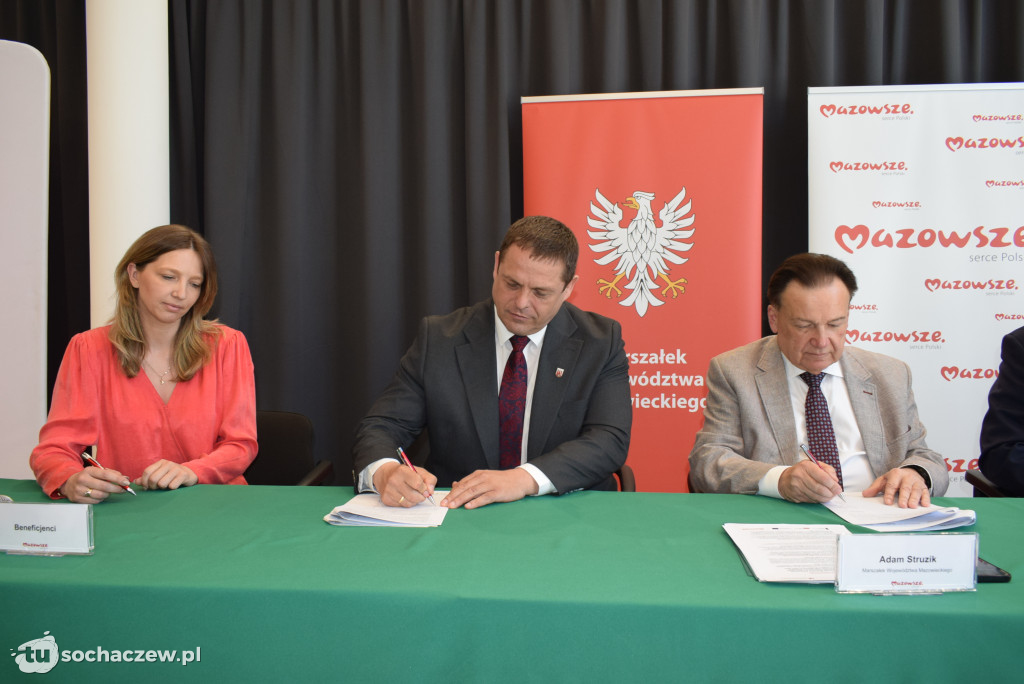 Umowy z marszałkiem podpisane