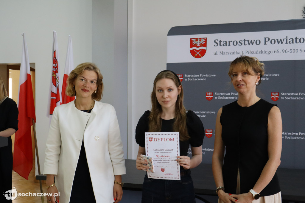 Starostwo: XX-sty konkurs fotograficzny, jest rekord