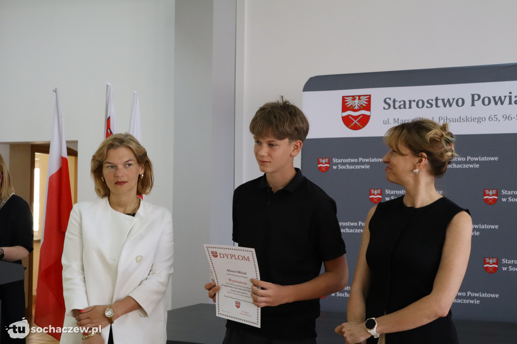 Starostwo: XX-sty konkurs fotograficzny, jest rekord