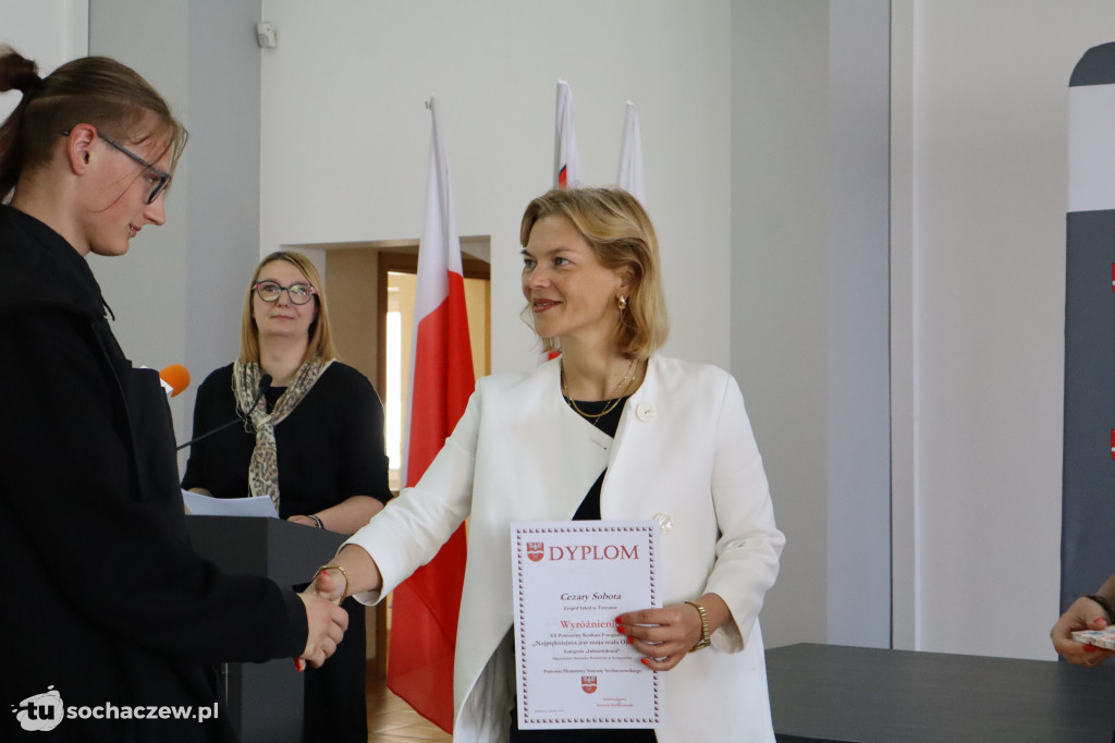 Starostwo: XX-sty konkurs fotograficzny, jest rekord