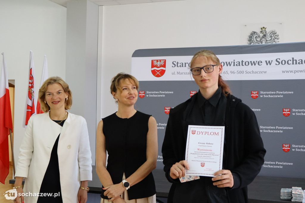 Starostwo: XX-sty konkurs fotograficzny, jest rekord