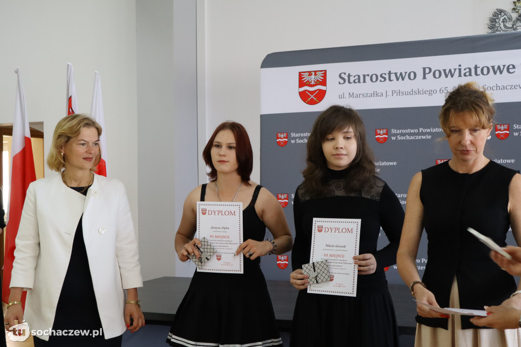 Starostwo: XX-sty konkurs fotograficzny, jest rekord