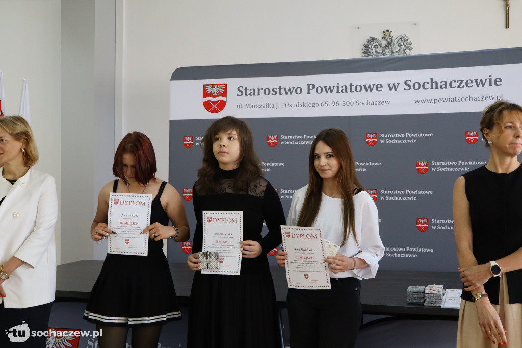 Starostwo: XX-sty konkurs fotograficzny, jest rekord