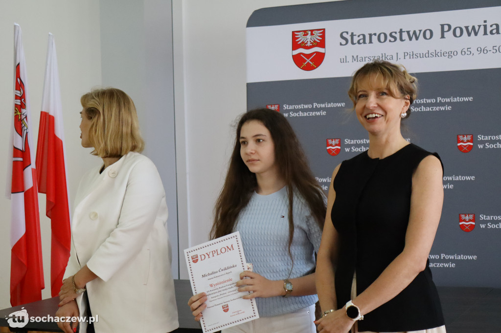Starostwo: XX-sty konkurs fotograficzny, jest rekord