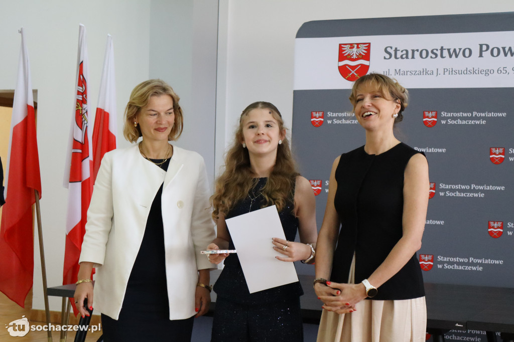 Starostwo: XX-sty konkurs fotograficzny, jest rekord