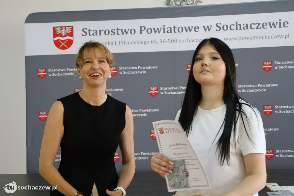 Starostwo: XX-sty konkurs fotograficzny, jest rekord