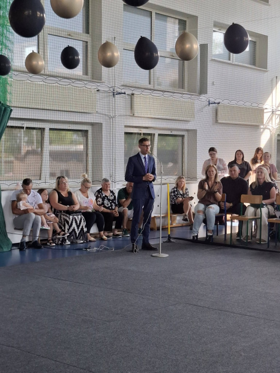 Bal ósmoklasisty w Rybnie
