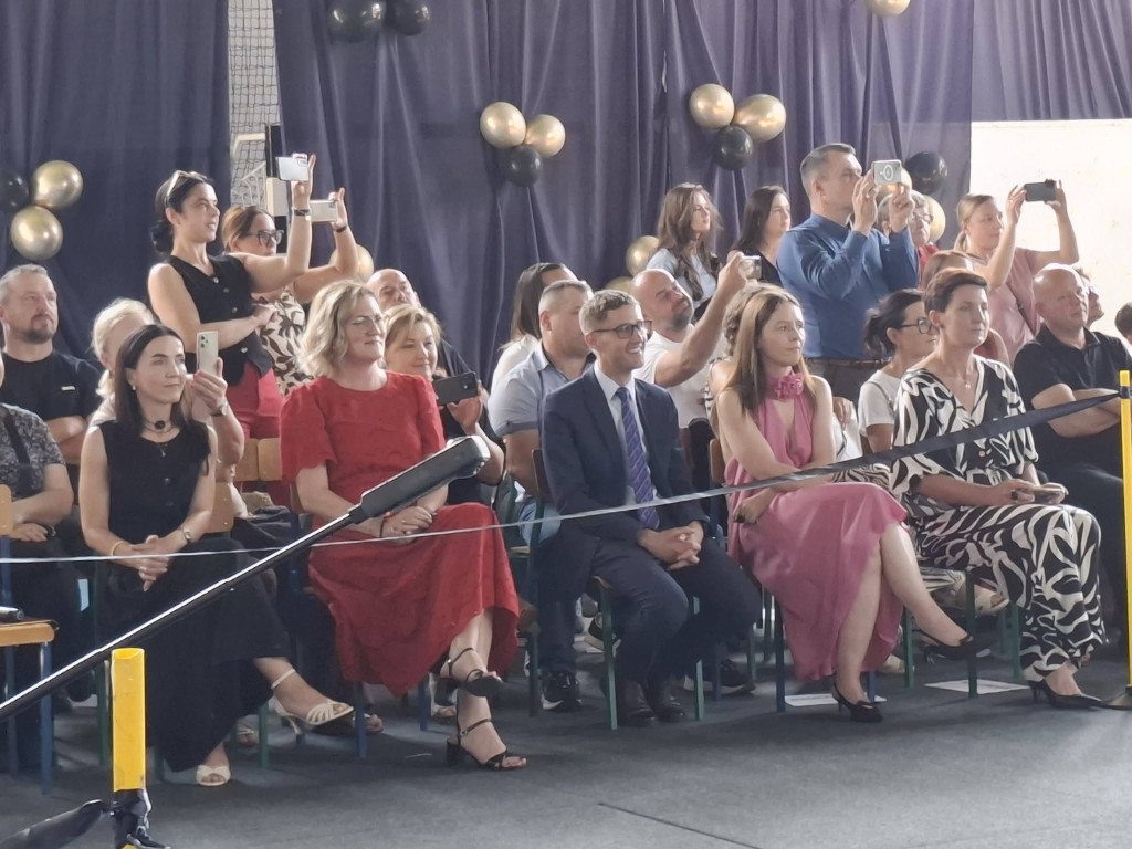 Bal ósmoklasisty w Rybnie