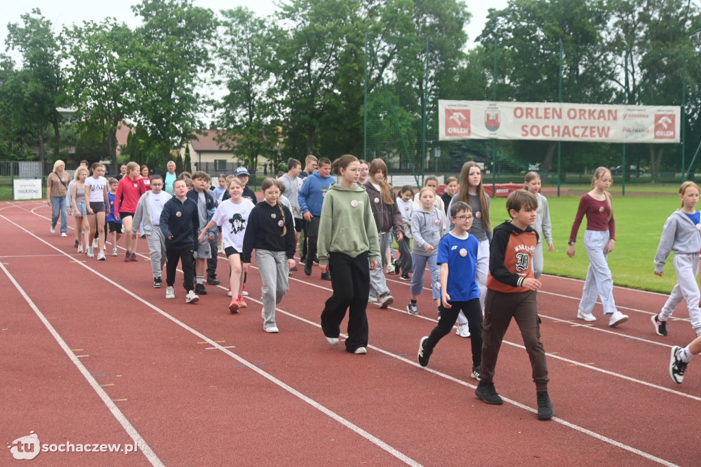 13. Sztafetowy Bieg Pamięci Sylwestra Rozdżestwieńskiego po powiecie