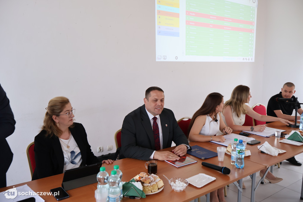 Brochów: wójt Piotr Szymański z absolutorium i wotum zaufania