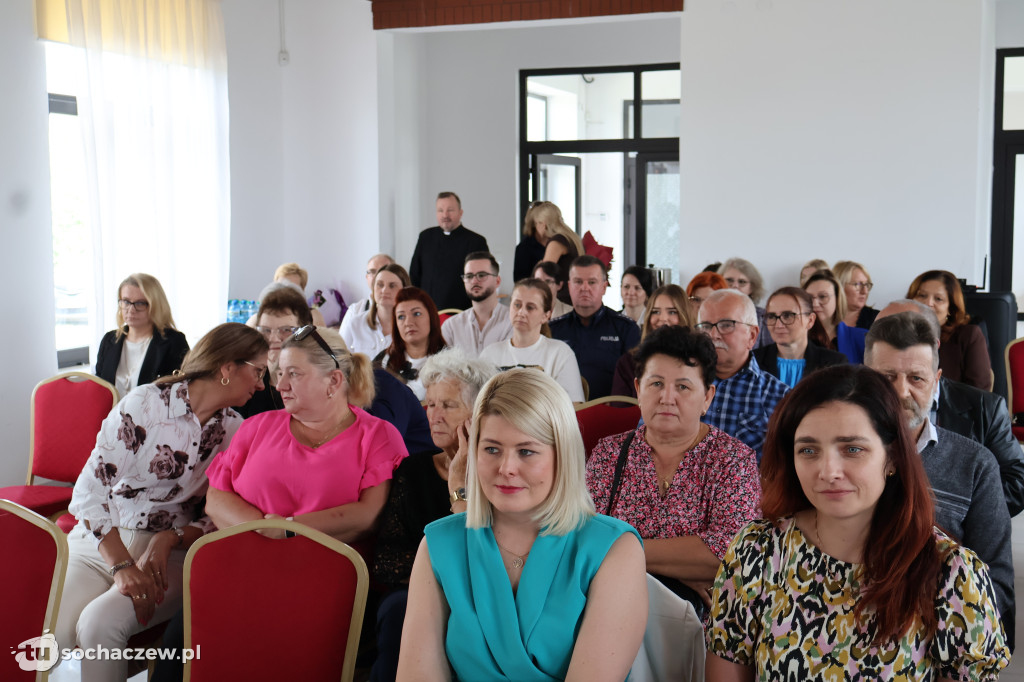 Brochów: wójt Piotr Szymański z absolutorium i wotum zaufania
