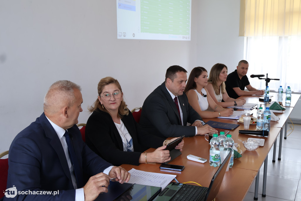 Brochów: wójt Piotr Szymański z absolutorium i wotum zaufania