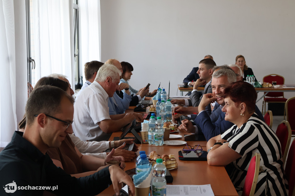 Brochów: wójt Piotr Szymański z absolutorium i wotum zaufania