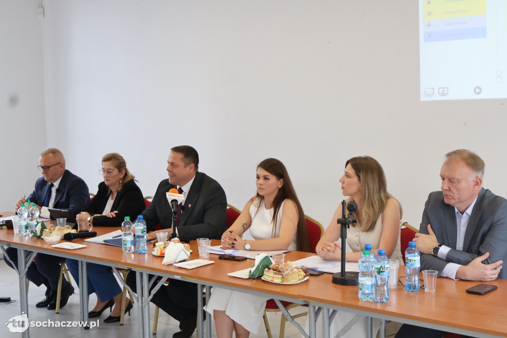 Brochów: wójt Piotr Szymański z absolutorium i wotum zaufania