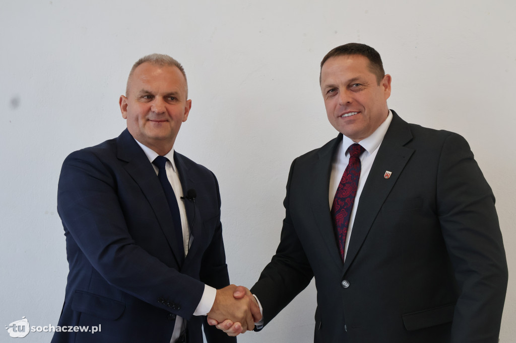 Brochów: wójt Piotr Szymański z absolutorium i wotum zaufania