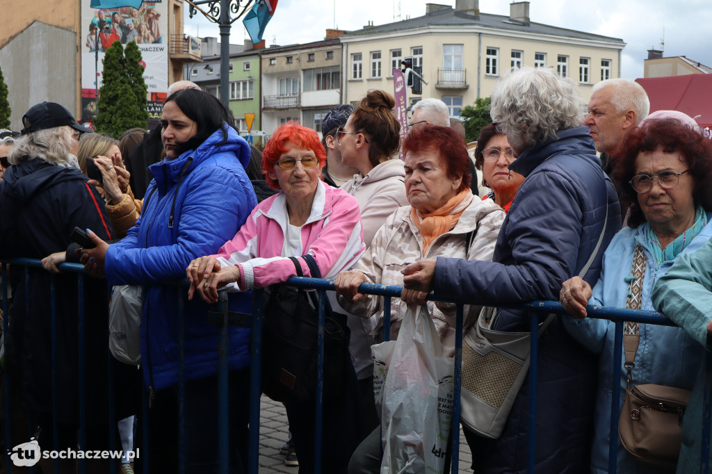 Kolejki na Dniach Sochaczewa
