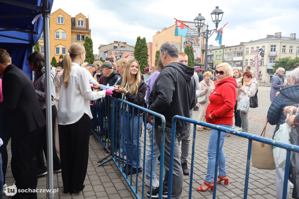 Kolejki na Dniach Sochaczewa