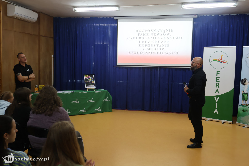Młodzież z Teresina mówi stop dezinformacji