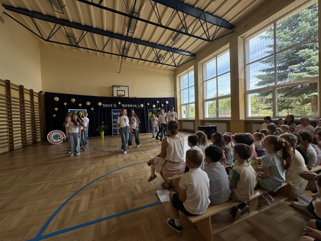 Boisko w Kamionie już służy