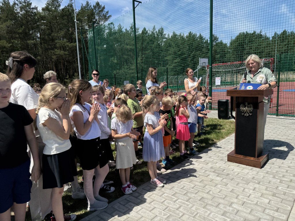 Boisko w Kamionie już służy