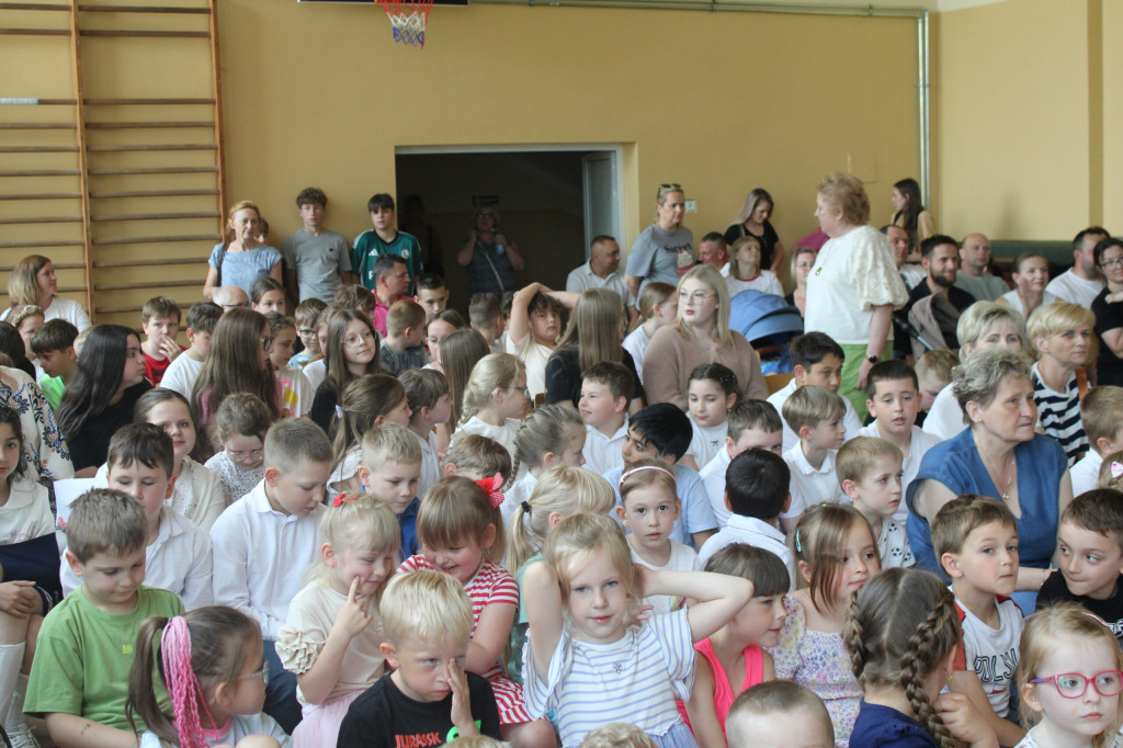 Boisko w Kamionie już służy