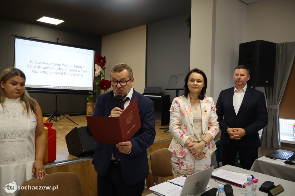 Zmiana Komendanta OSP w Iłowie, na pamiątkę kanister