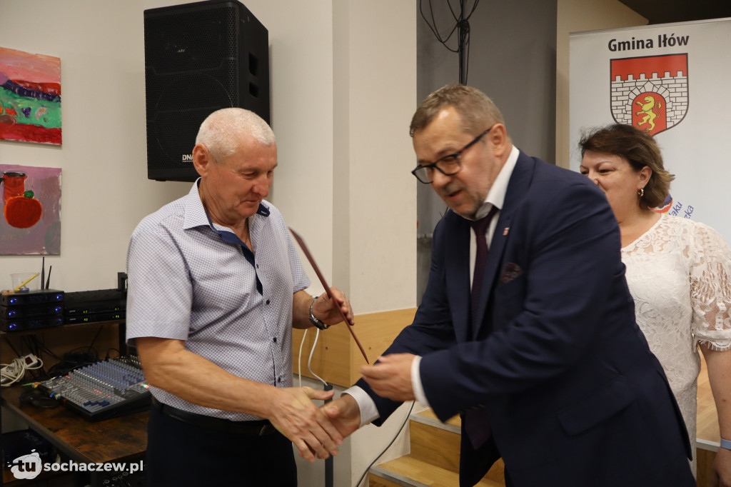 Zmiana Komendanta OSP w Iłowie, na pamiątkę kanister