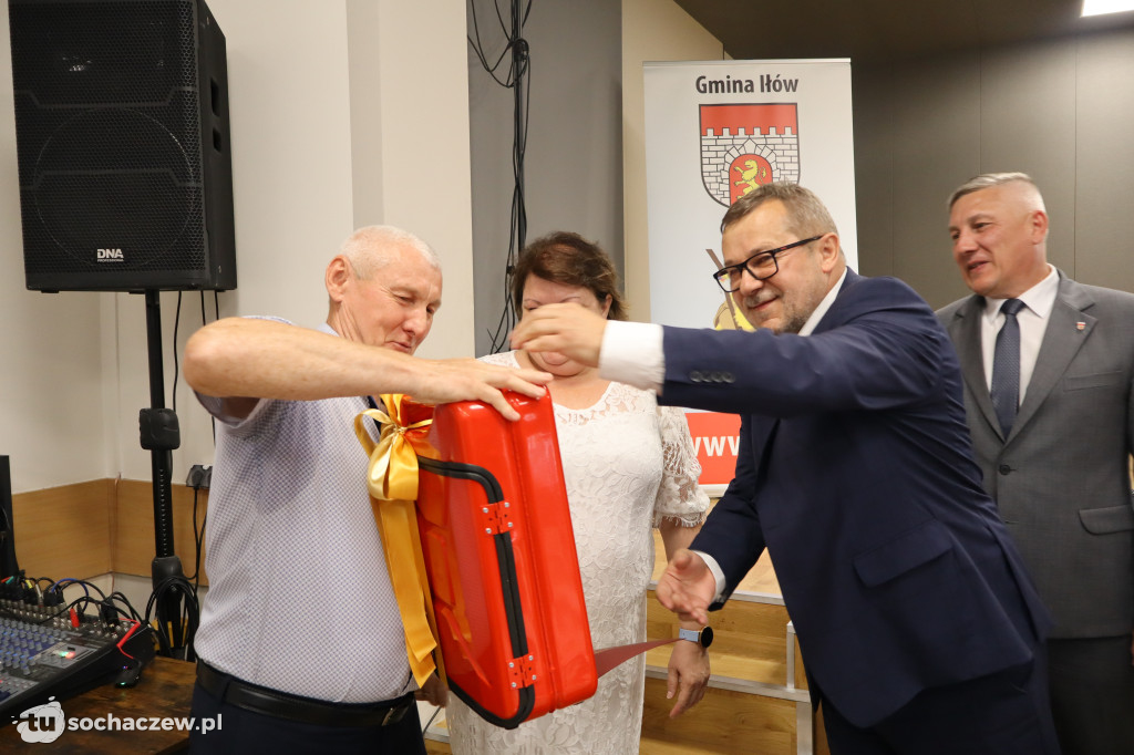 Zmiana Komendanta OSP w Iłowie, na pamiątkę kanister