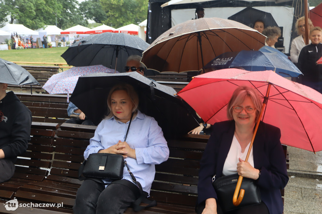 Sanniki świętowały razem, mimo kapryśnej pogody [FOTO]