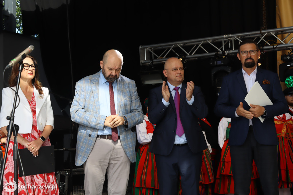 Sanniki świętowały razem, mimo kapryśnej pogody [FOTO]