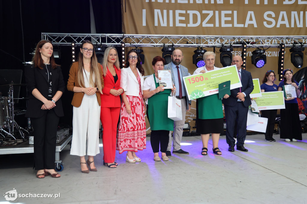 Sanniki świętowały razem, mimo kapryśnej pogody [FOTO]