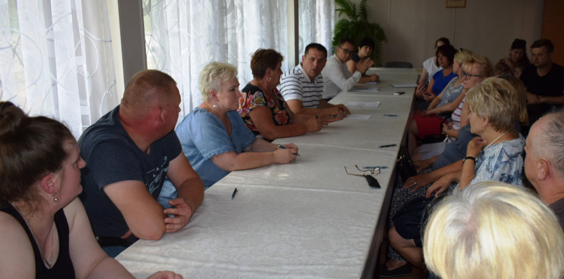 Bunt w Janowie: 53 metry masztu przy chałupie