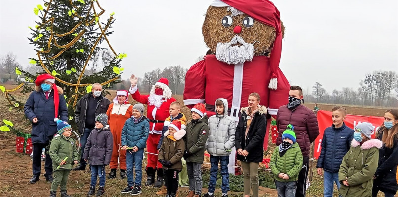 Władzia z Suchodołu przemieniła się w Mikołaja. W niedzielę były prezenty, a dziś 