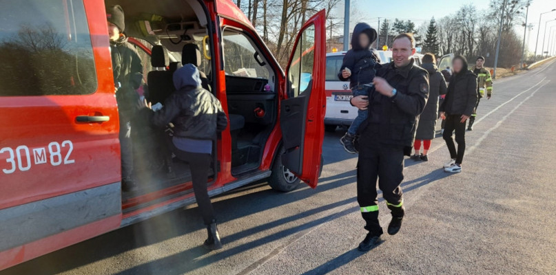 Sochaczewscy strażacy pomagają uchodźcom z Ukrainy na granicy