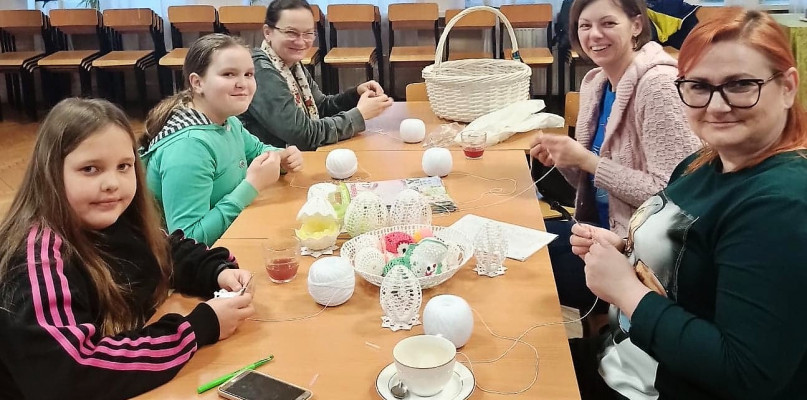 Szydełkowanie dla Zuzi, GOK Iłów wspiera walkę o zdrowie małej mieszkanki