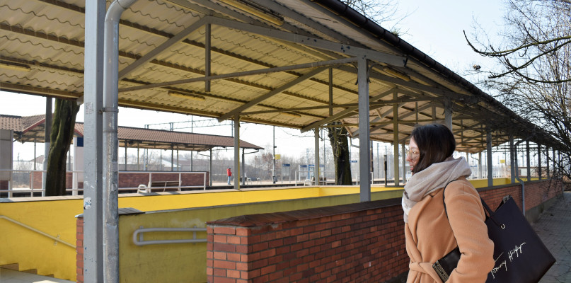 Zator na dworcu PKP Sochaczew, rozmawiamy  z pasażerami