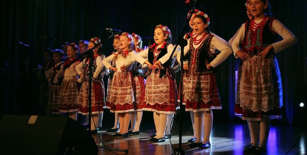 facebook Folklorek