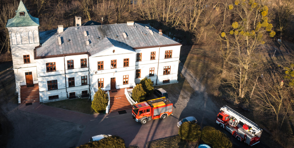 Nie ma chętnych na kupno pałacu i parku w Giżycach
