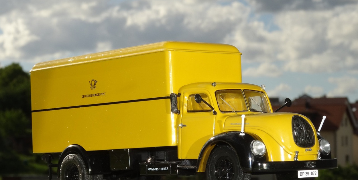 Zabudowa do busa - rodzaje. Czym cechuje się każda z nich?