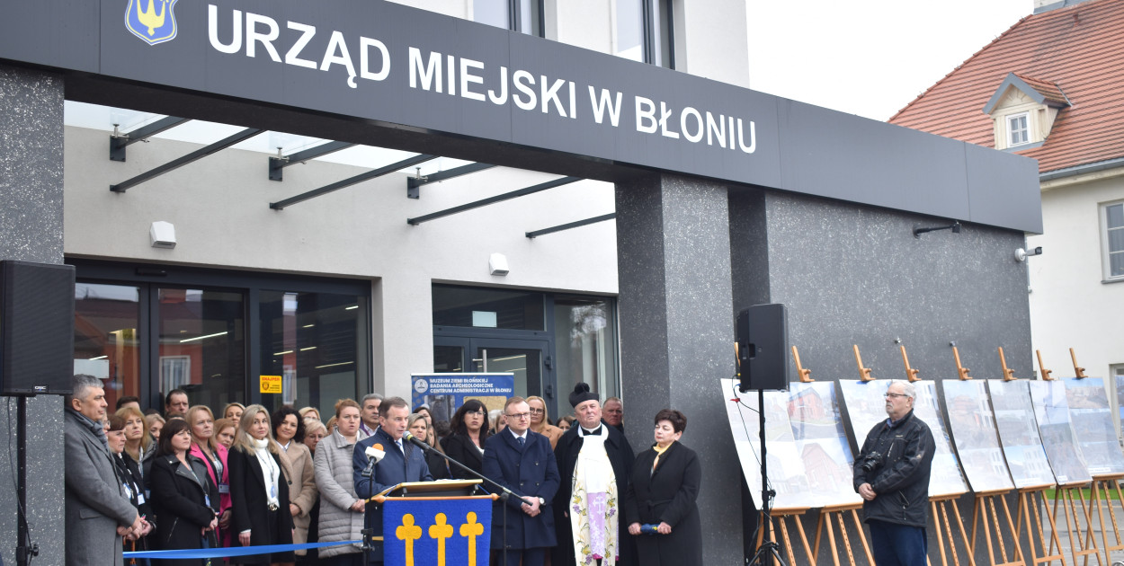 Centrum Administracji w Błoniu oddane do użytku, jest efekt wow