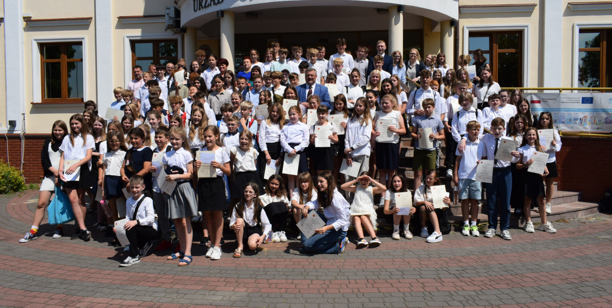 Młodzi zdolni w gminie Sochaczew docenieni [FOTO]
