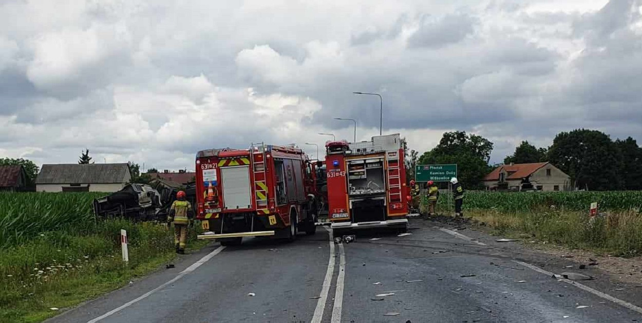 Śmiertelny wypadek na DK 50, droga zablokowana w obu kierunkach