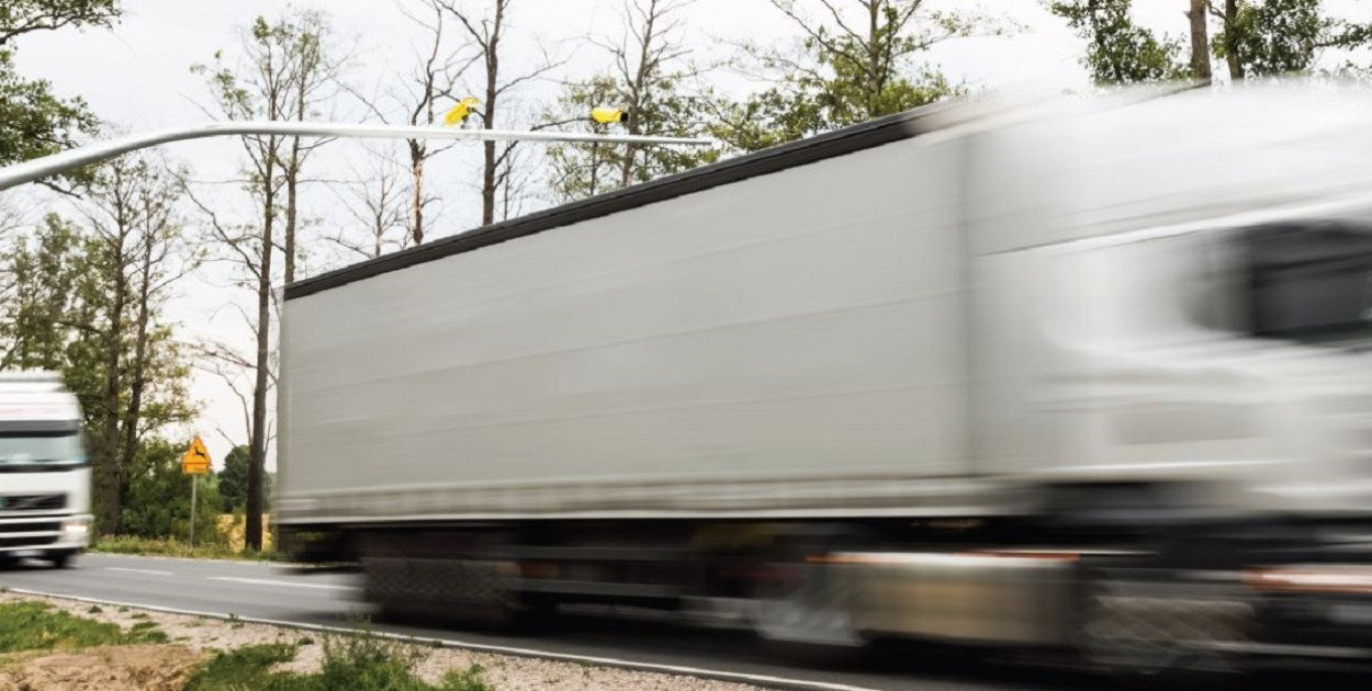 Uwaga kierowcy: nowy odcinkowy pomiar prędkości w naszej okolicy