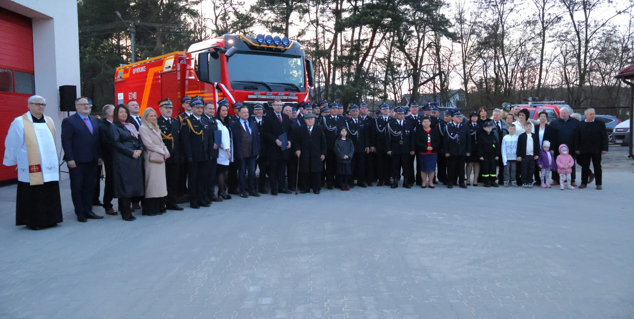 OSP Witkowice z największym wozem w powiecie, tu spotykają się pokolenia