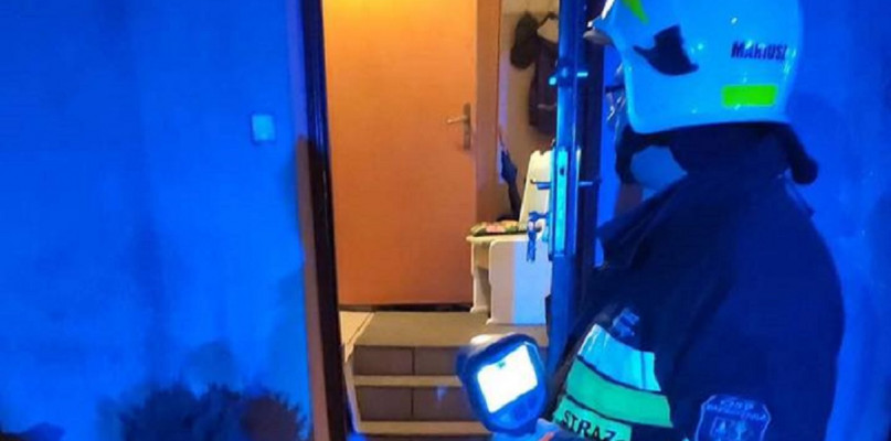 Nocna interwencja OSP Paprotnia: pożar sadzy w kominie w Teresinie-Gaj 