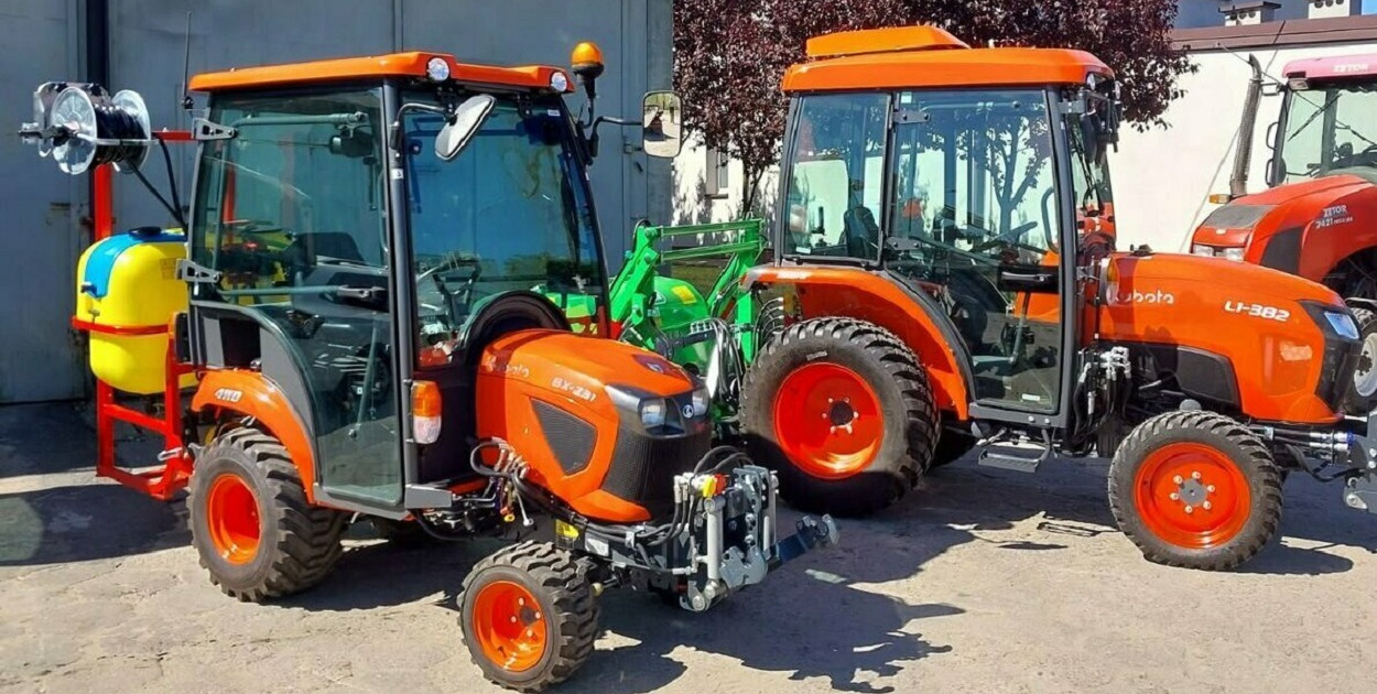 nowe ciągniki w ZGK - foto UM Sochaczew
