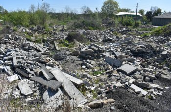 Nielegalne składowisko odpadów w Sochaczewie-11567
