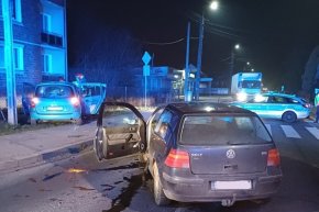 Zderzenie dwóch aut w Boryszewie-13606