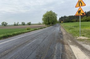 Trwa remont drogi powiatowej Budy Stare – Młodzieszyn-13883